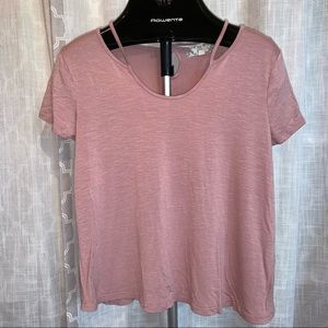 Pink Rose Vintage Strap neckline, keyhole back Pink top; women's LARGE